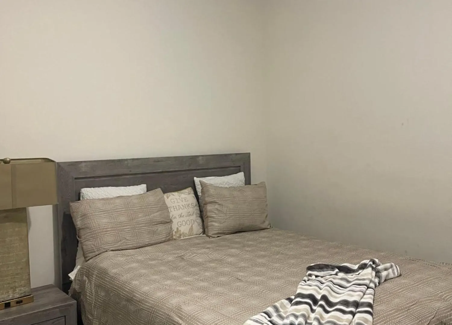 Home In Orlando 0*,